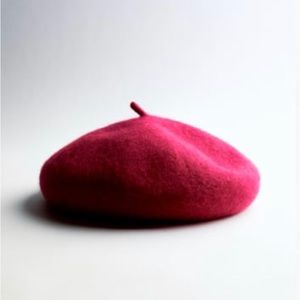 ZARA Red Wool Beret ❤️